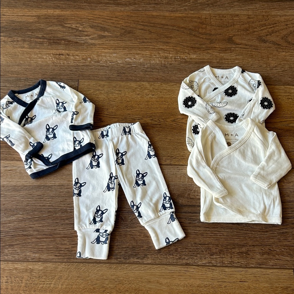Lot of 3 Monica+Andy Baby Pajama Set /Bull‎ Dog Print +2 long Sleeve T-shirts NB